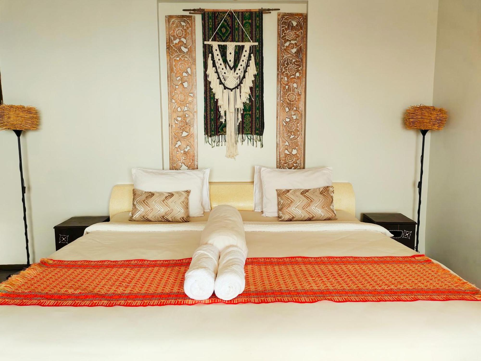 Villa Umbrella Lombok Senggigi Exterior foto